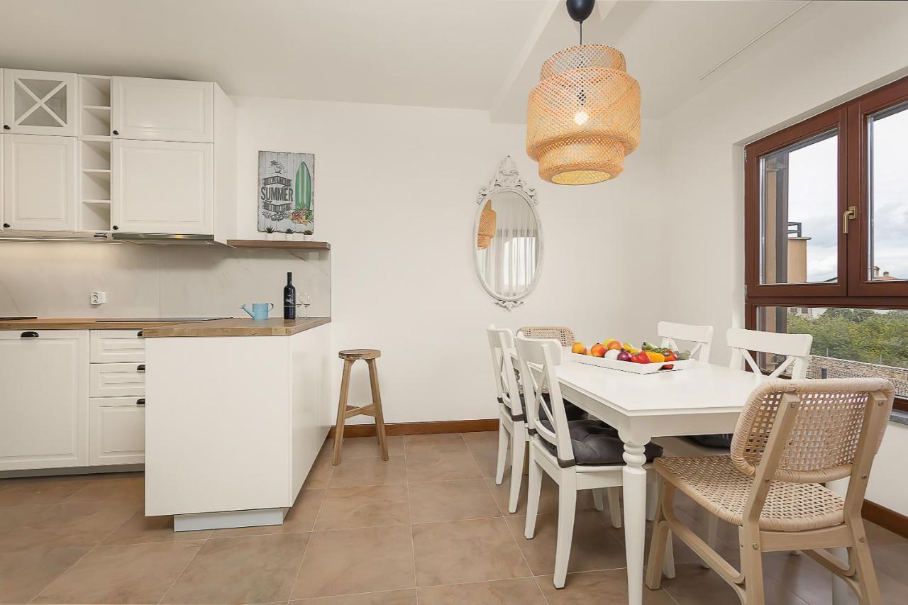 Apartments Cesare With Shared Pool Ližnjan Dış mekan fotoğraf