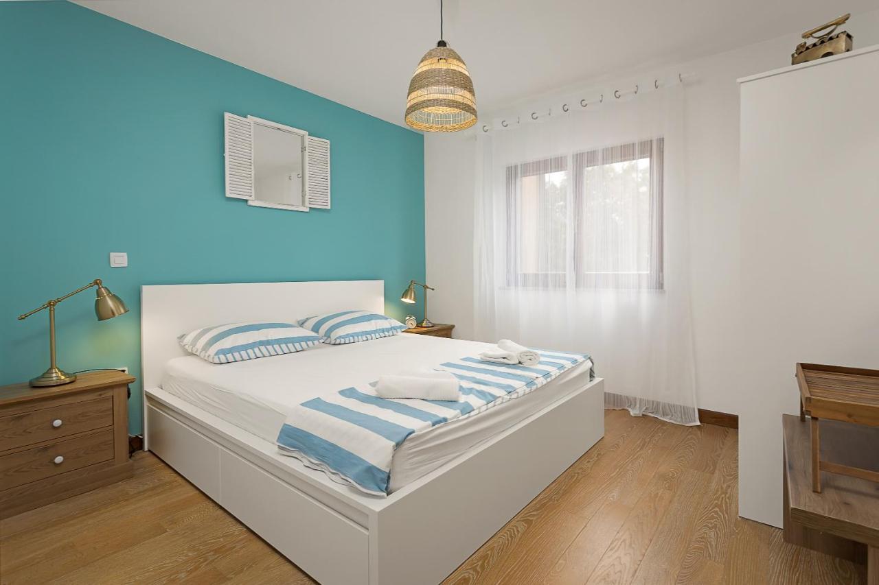 Apartments Cesare With Shared Pool Ližnjan Dış mekan fotoğraf